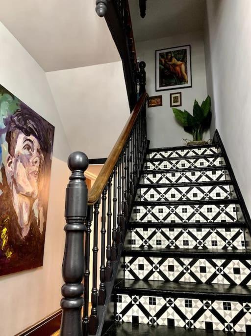 Chic Townhouse Near Tunnels Beaches Ильфракомб Экстерьер фото
