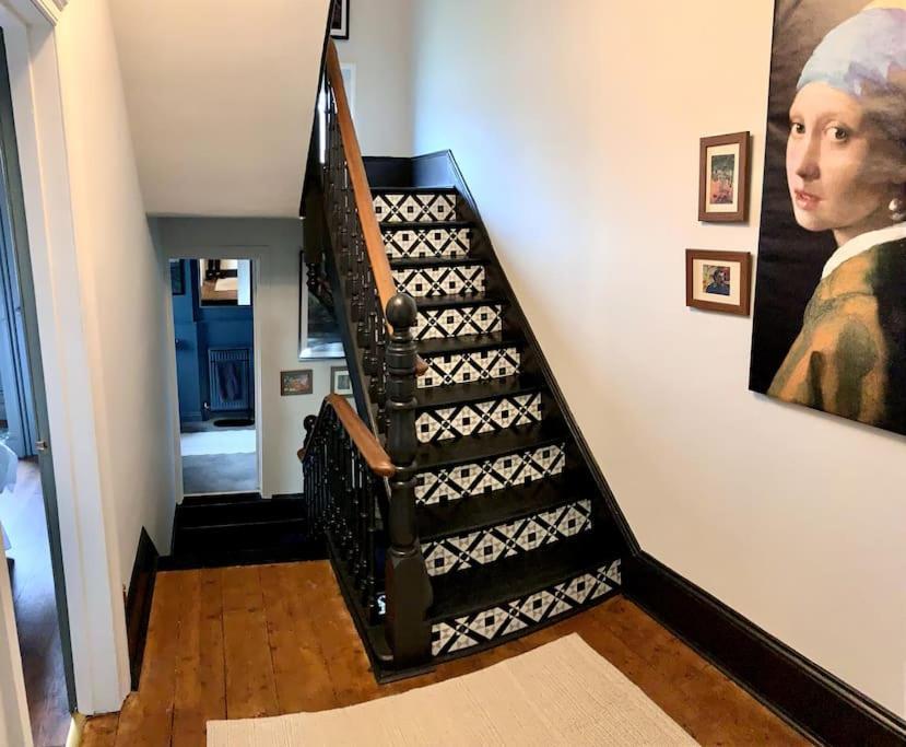 Chic Townhouse Near Tunnels Beaches Ильфракомб Экстерьер фото